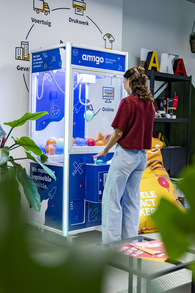 Promoclaw gepersonaliseerde grijpmachine huren